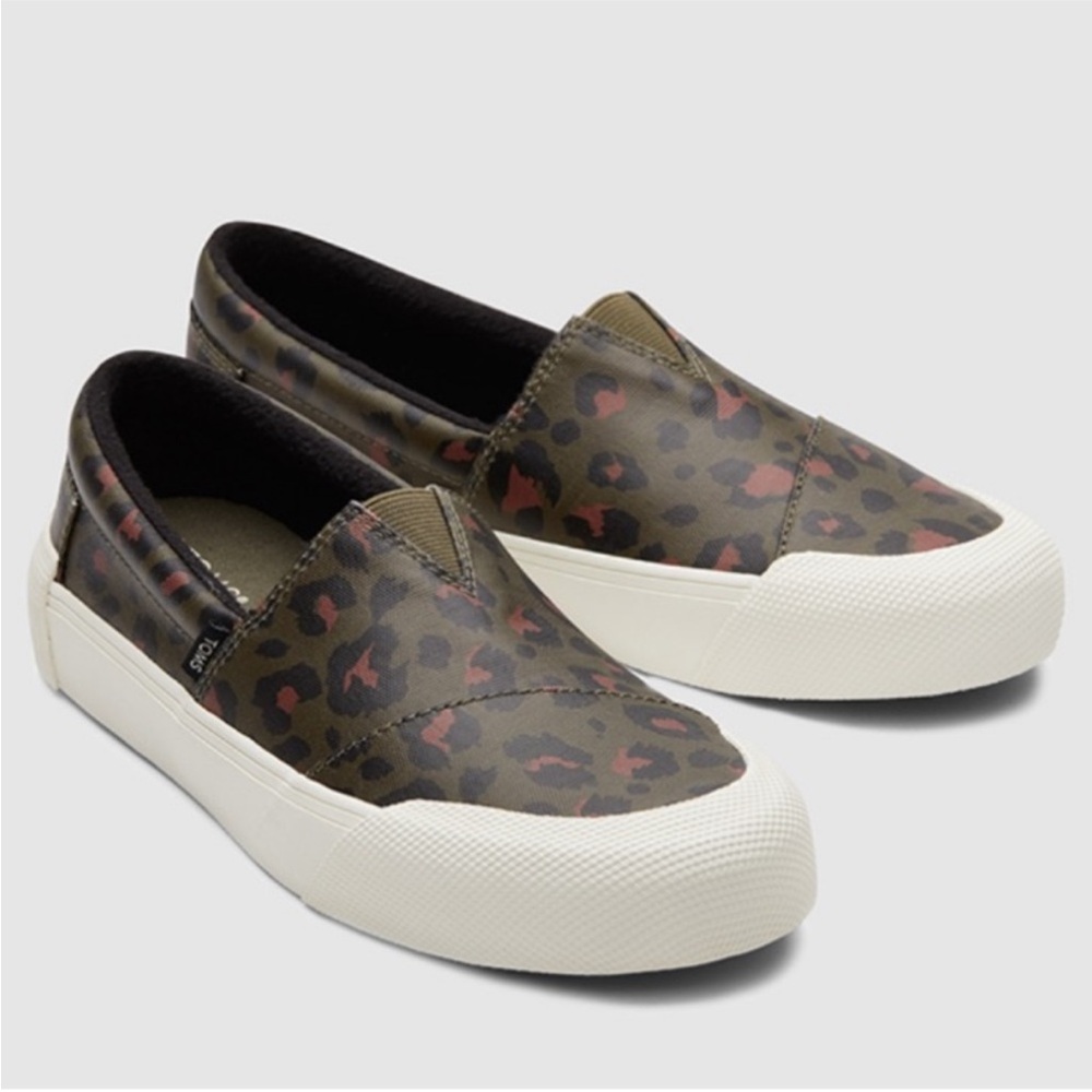 NWT TOMS Alpargata Fenix Slip On Sneakers